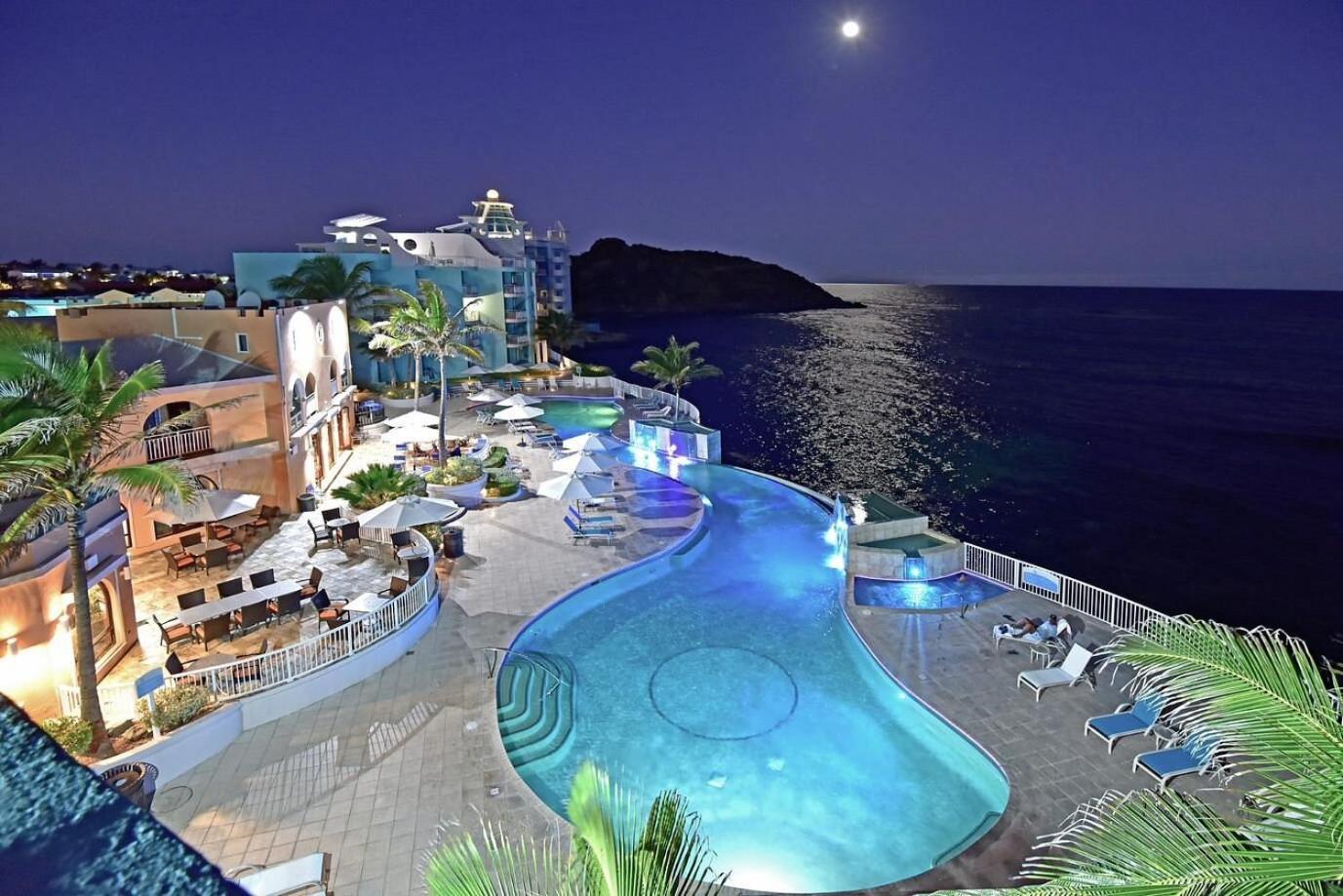Oyster Bay Beach Resort Oyster Pond Екстериор снимка